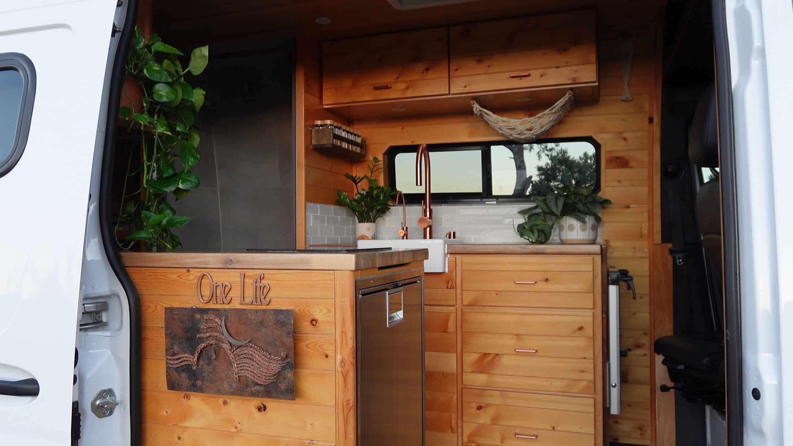 Van Tour 2.0(3)